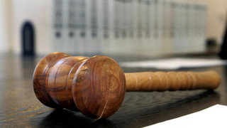 Mordversuche in Oberursel: Täter muss dauerhaft in Psychiatrie