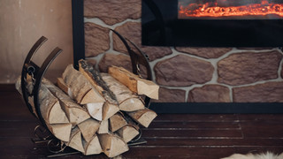 Brennholz kaufen in Hessen: Die besten Tipps für Kamin und Ofen