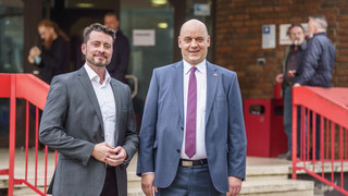 Erster Ärger in AfD-Fraktion: Neonazi-Vorwürfe gegen Sascha Herr