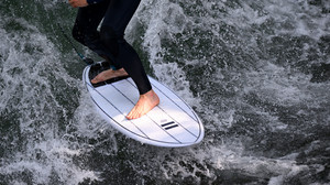 Surf-Kloster in Portugal: Das bietet das Bistum Limburg