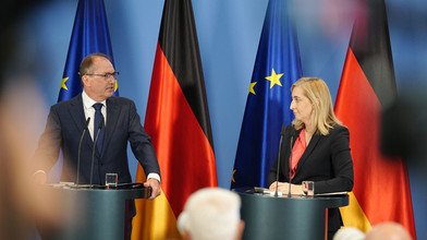 Bundesregierung gibt Nachrichtendiensten Lizenz zum Stören