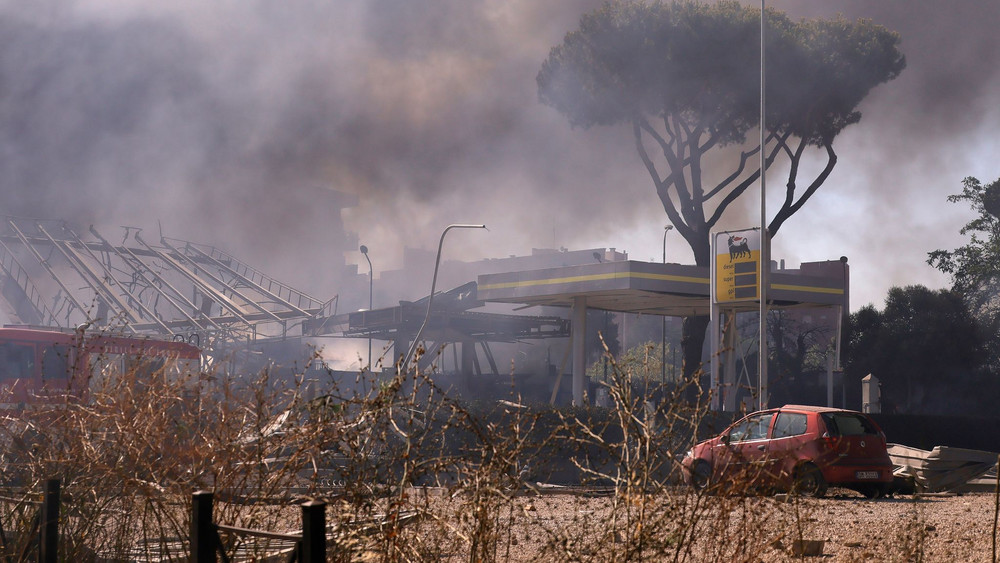 Explosion an Tankstelle in Rom - Mehrere Verletzte