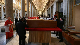 Franziskus in päpstlicher Marienbasilika beigesetzt