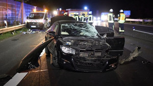 Tödlicher Unfall auf der A2: Auto kommt in Schleudern, ein Arbeiter stirbt