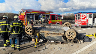 Auto hatte sich überschlagen: 39-Jähriger stirbt auf A5