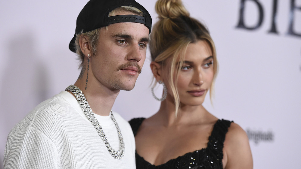 Justin Bieber und Hailey Bieber bei einer Film-Premiere.