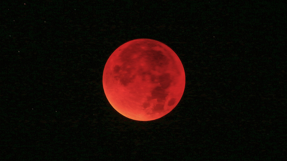 Blutmond über Wiesbaden Archivbild