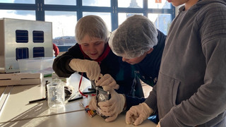 Schüler aus Lich schicken mit der NASA Satelliten ins All