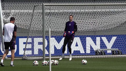 Weltmeister-Comeback: Neuer fährt als Nummer 1 zur WM