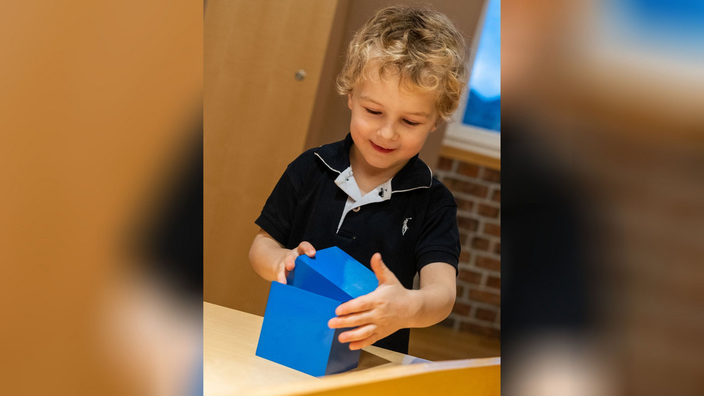 Würfelexperimente kennen schon die ganz Kleinen aus dem "echten" Mathematikum.