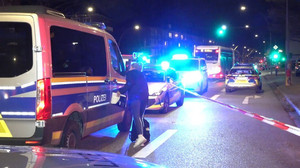 Schüsse in Burgerrestaurant in Hamburg: Mann verletzt, Täter flüchtig