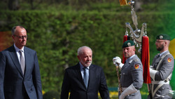 Brasiliens Präsident Lula trifft Merz