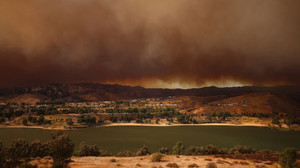Flächenbrand nördlich von Los Angeles: Tausende Menschen flüchten