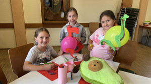 Ferienspiele Münzenberg Gambach: Wikingerzelte bauen und Dinos basteln