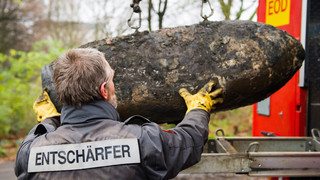 Dillenburg: A45 nach Entschärfung von Weltkriegsbombe wieder frei