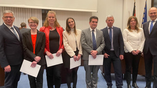 Neue Dezernenten in Wiesbaden gewählt: Magistrat jünger und weiblicher