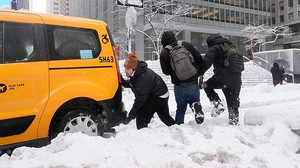 New York versinkt in fast sechzig Zentimetern Schnee: Manhattan steht still