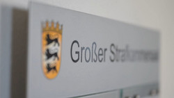 Betrügerbande vor Gericht: Mit Doppelgängern zum Führerschein