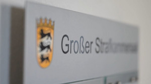 Betrügerbande vor Gericht: Mit Doppelgängern zum Führerschein