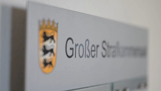 Betrügerbande vor Gericht: Mit Doppelgängern zum Führerschein