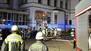 Rüdesheim: Feuer in Altenheim - Mehrere Verletzte