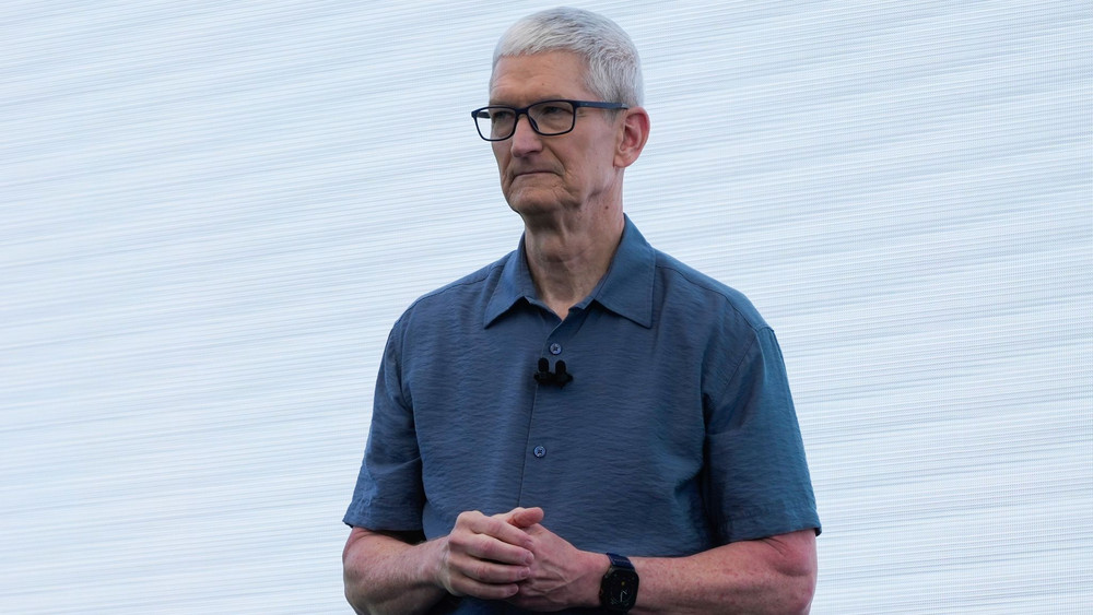 Tim Cook