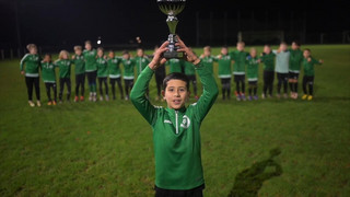 Tor des Jahres? 9-Jähriger geht mit Fallrückzieher-Video viral