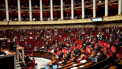 Unter strengen Auflagen: Frankreich lässt Sterbehilfe für Schwerkranke zu