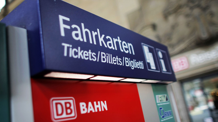 Sicherheit an Bahnhöfen: Nur noch mit Ticket zu Bahngleisen?