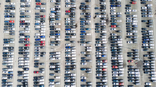 Autobauer kämpfen mit China-Flaute und Trump-Zöllen