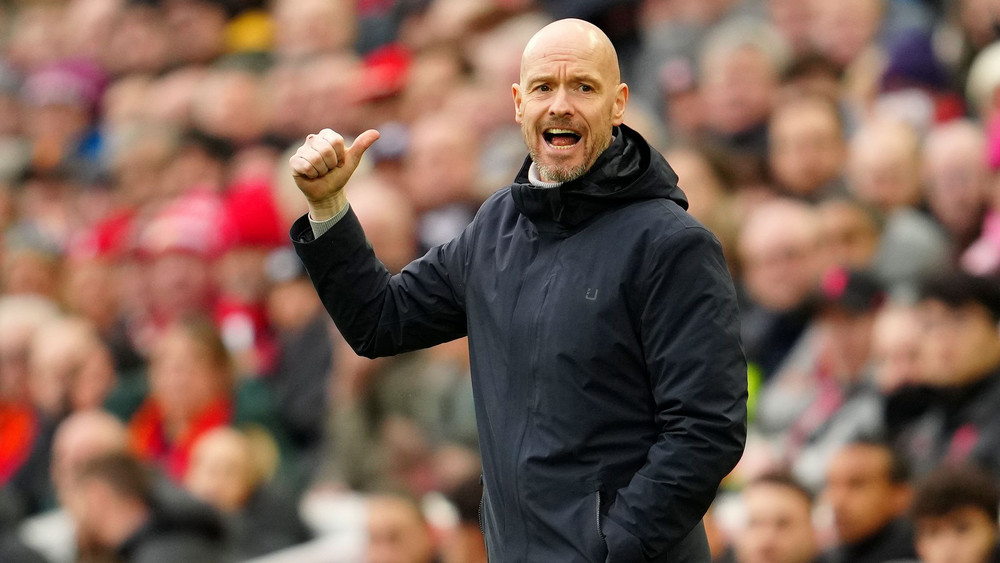 Erik ten Haag unterschrieb in Leverkusen bis Ende Juni 2027.