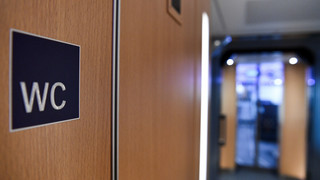 Wegen Bauarbeiten: Pendler in Taunus-Bahnen dürfen nicht aufs Klo