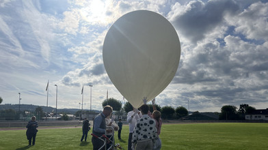 Hessische Schüler starten Wetterballons für MINT-Projekt