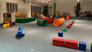Winterspielplatz für Kinder in Kassel: Trotz Schmuddelwetter rumtoben