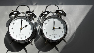 Uhren werden umgestellt - In der Nacht um 2:00 beginnt die Sommerzeit