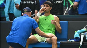 Alcaraz trinkt Gurkenwasser und kann plötzlich wieder laufen – was dahintersteckt