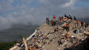 Rettungsteams aus Europa helfen in Venezuela bei verzweifelter Suche nach Überlebenden des Erdbebens