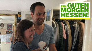 Nicht abgeholt: Hochzeitskleid in der Wäscherei gelassen