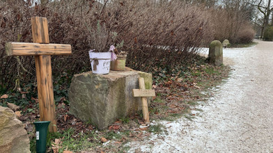 Prozess wegen Mordes an 86-jährigem Spaziergänger begonnen