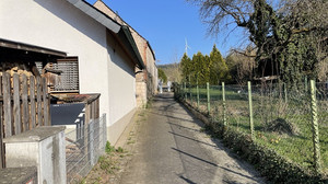 Tötungsdelikt in Blasbach: 17-Jährige stirbt nach Schuss auf Feldweg