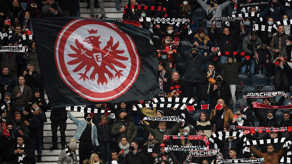 Eintracht Frankfurt holt Lucas Alario von Bayer 04 Leverkusen.