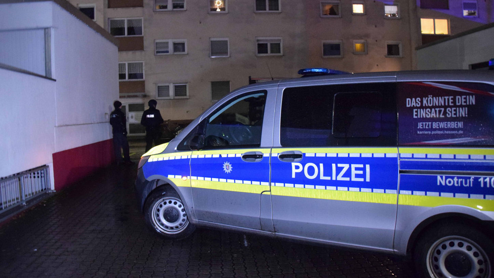 Ein 43-Jähriger hat in Bensheim einen größeren Polizeieinsatz ausgelöst.