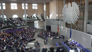 Große Mehrheit gegen mehr Geld für Abgeordnete: Streit um Diäten-Erhöhung