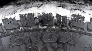 ADAC: Reifen erst Ende April wechseln