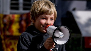 Erste Demo für Kinderrechte am Weltkindertag in Darmstadt