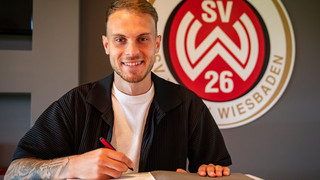 SVWW holt Stürmer Ole Wohlers und Geschäftsführer Uwe Stöver