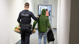 Mehr Abschiebungen in Hessen