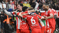 Triple-Traum lebt: FC Bayern zieht ins Pokalfinale ein
