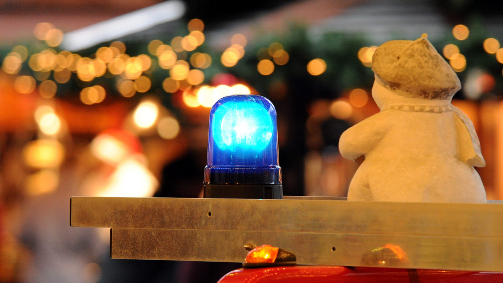 In Gießen kommt der Weihnachtsmann dieses Jahr nicht mit dem Schlitten, sondern im Rettungswagen!