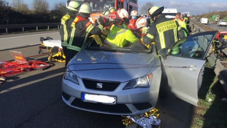 Unfall auf A 66: Auto-Notsystem löst Notruf aus - 1 Schwerverletzter